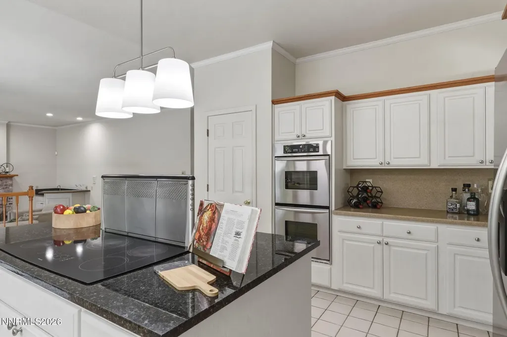 2295 Manzanita Reno NV 89509