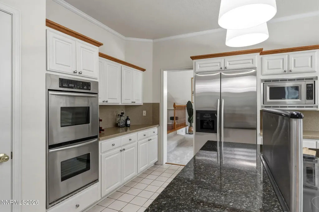 2295 Manzanita Reno NV 89509