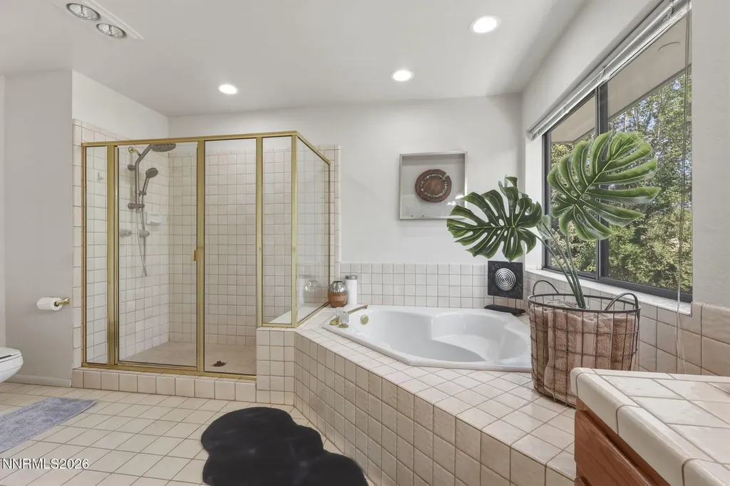 2295 Manzanita Reno NV 89509