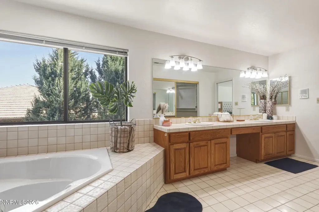 2295 Manzanita Reno NV 89509