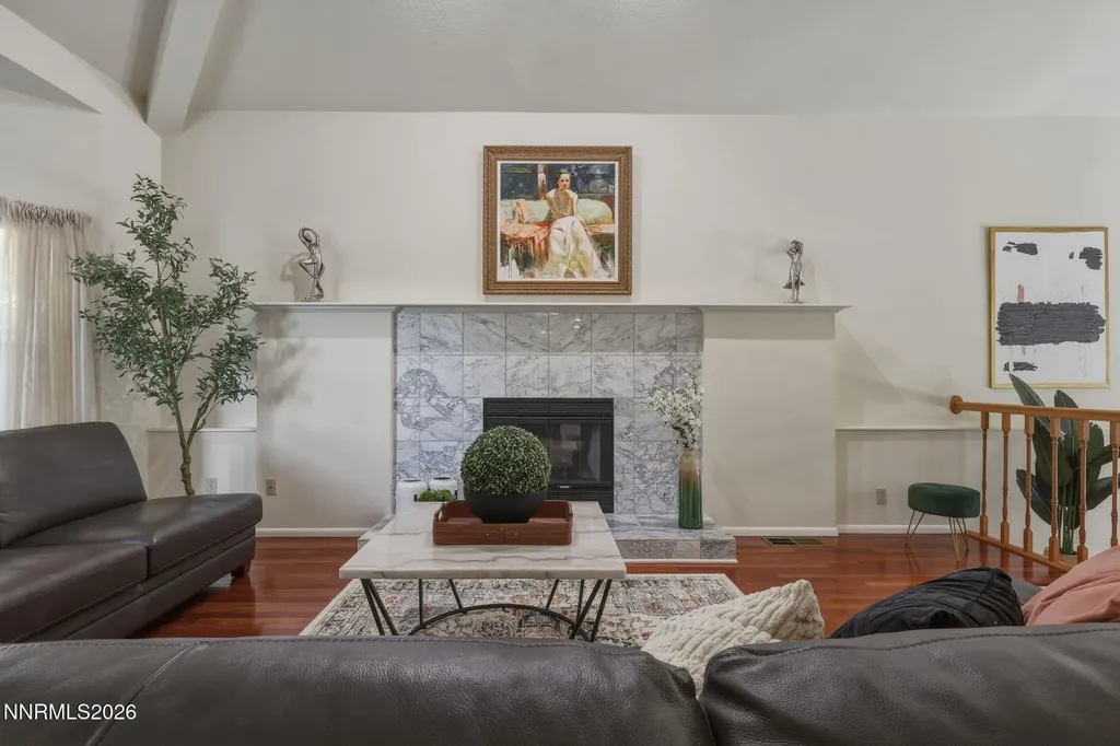 2295 Manzanita Reno NV 89509