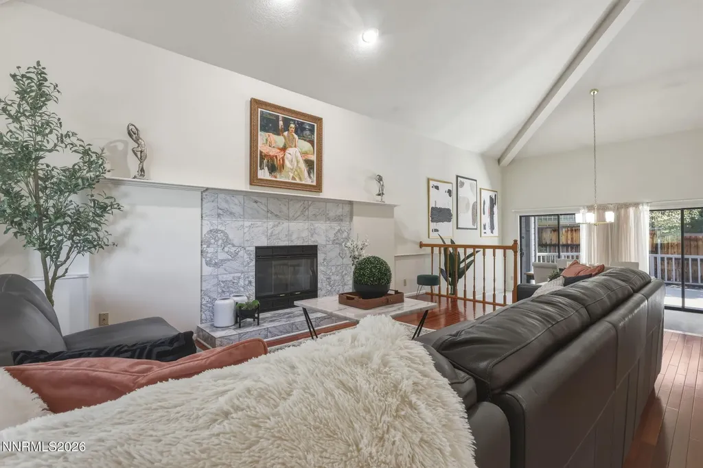 2295 Manzanita Reno NV 89509