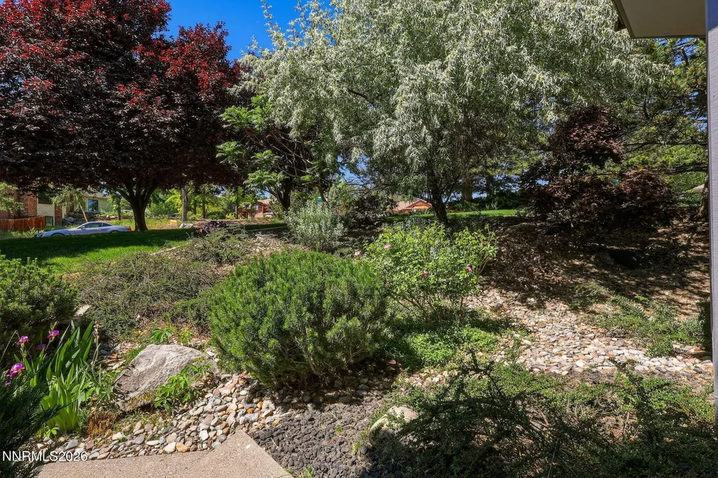 2295 Manzanita Reno NV 89509