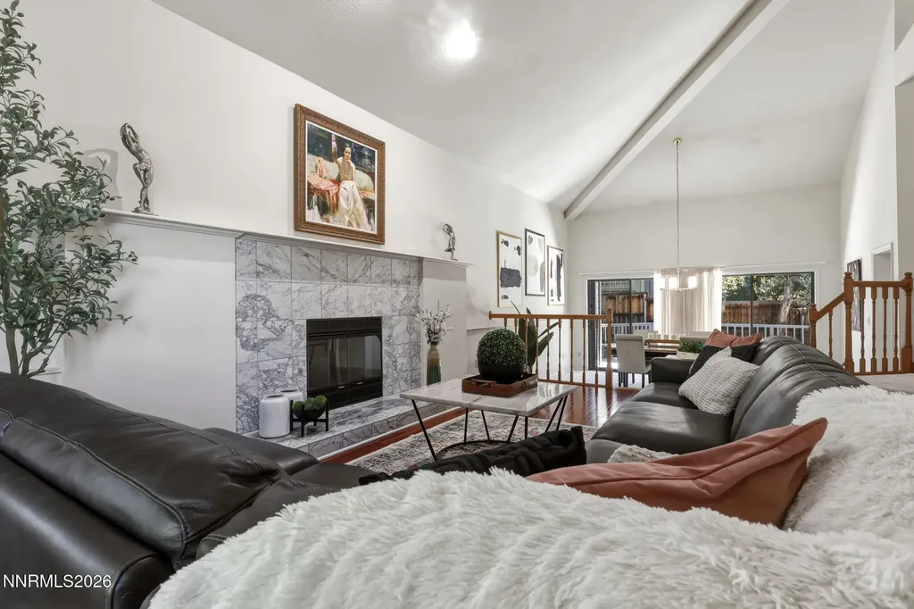2295 Manzanita Reno NV 89509