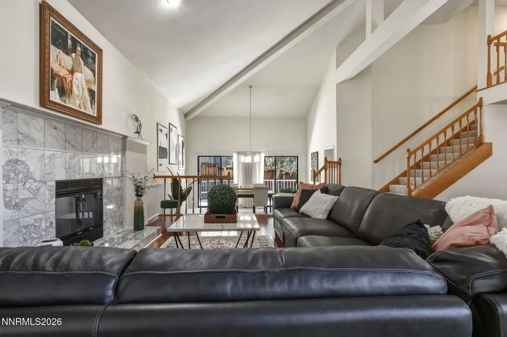 2295 Manzanita Reno NV 89509