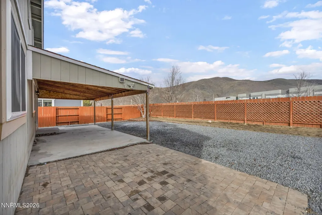 17725 Live Oak Reno NV 89508