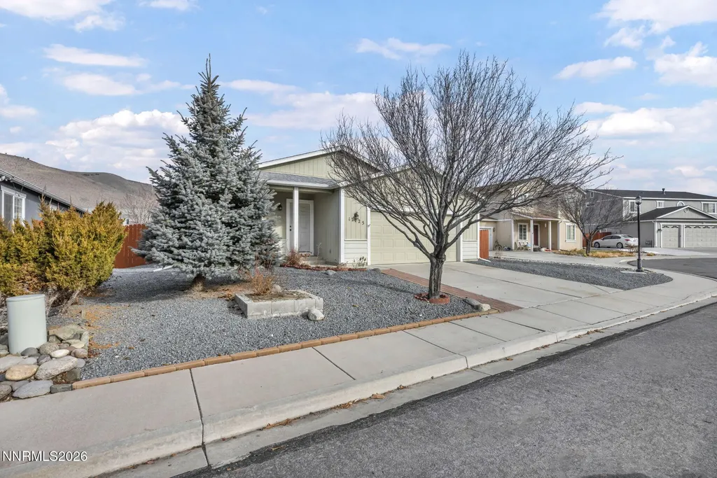 17725 Live Oak Reno NV 89508