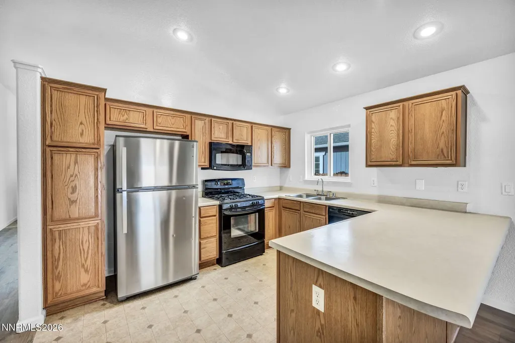 17725 Live Oak Reno NV 89508