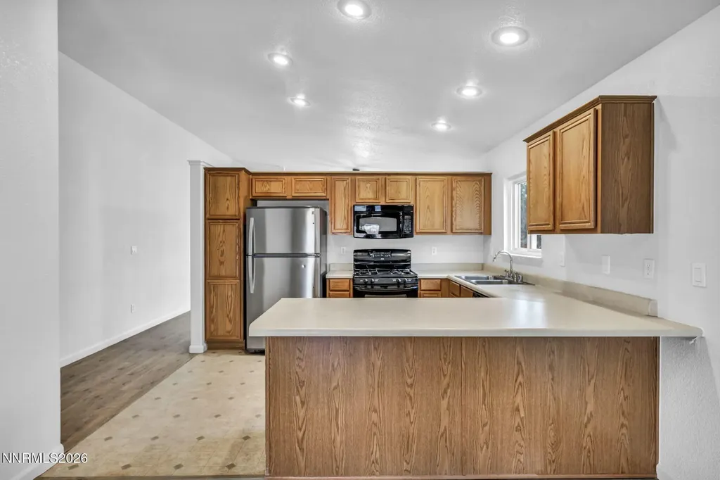 17725 Live Oak Reno NV 89508