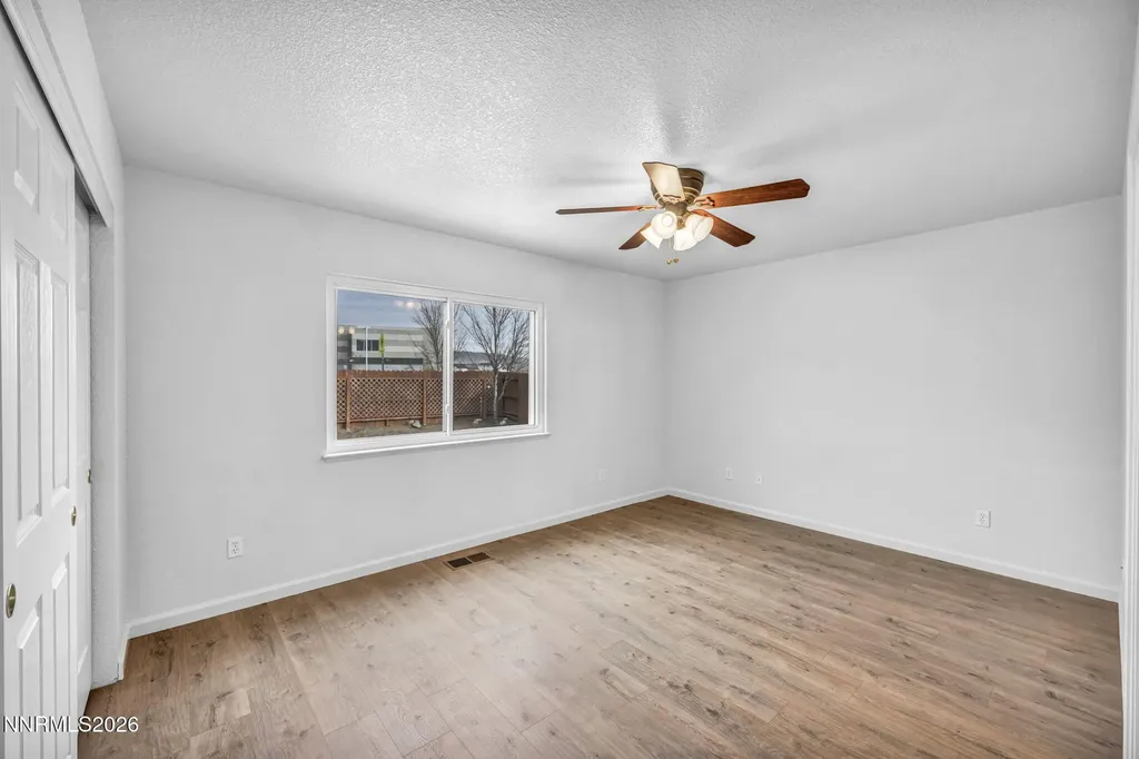 17725 Live Oak Reno NV 89508