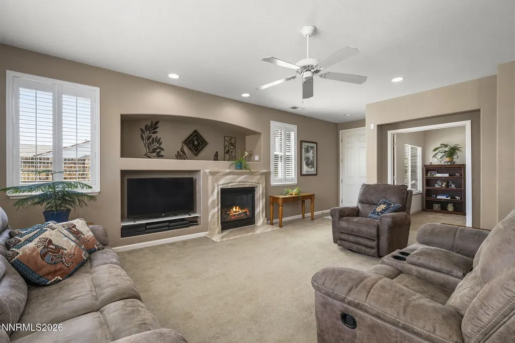 1462 Riverpark Dayton NV 89403