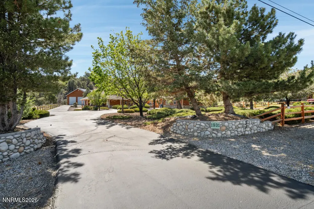 1931 Lousetown Reno NV 89521