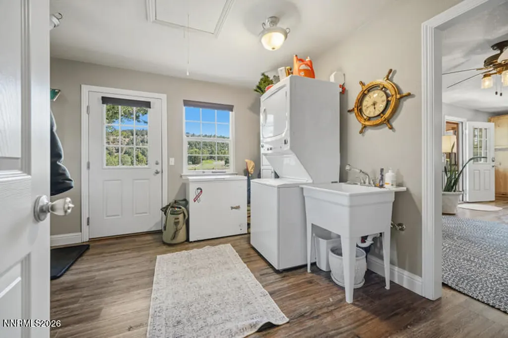 1931 Lousetown Reno NV 89521