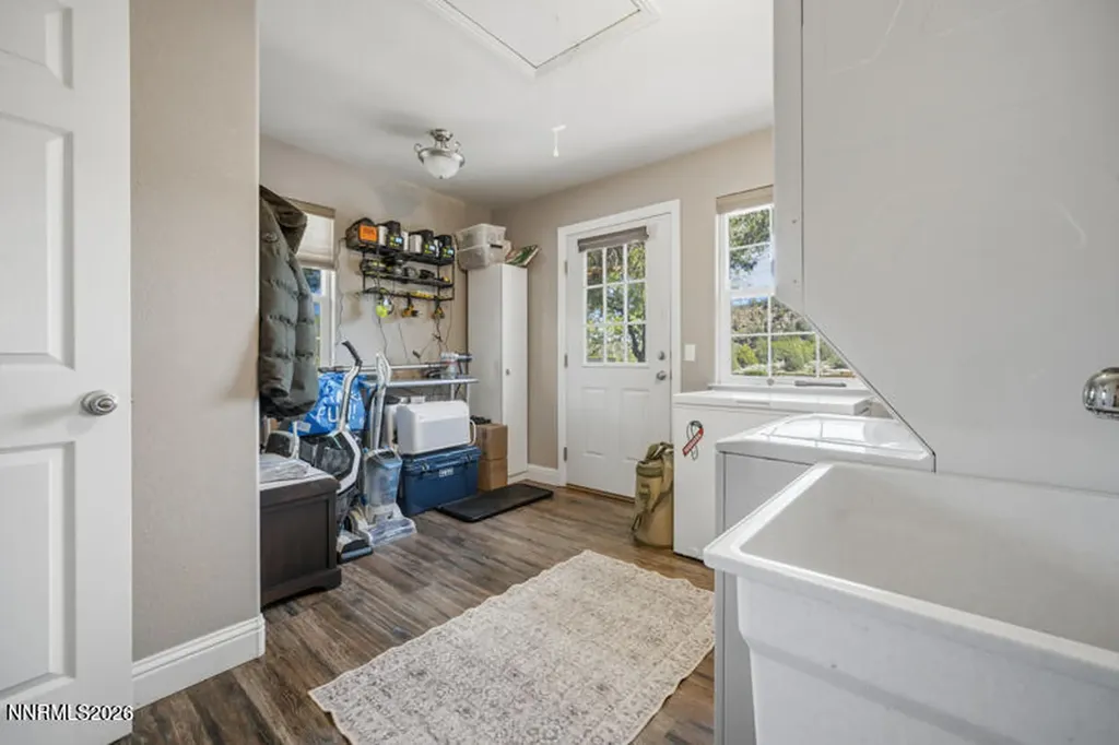 1931 Lousetown Reno NV 89521