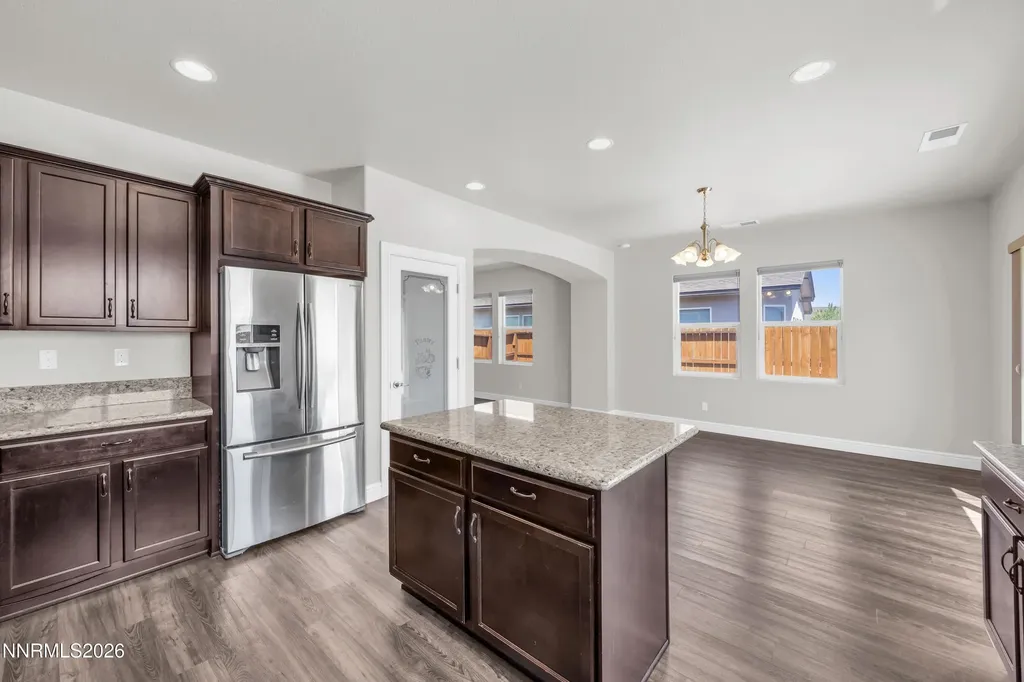 214 Red Oak Fernley NV 89408