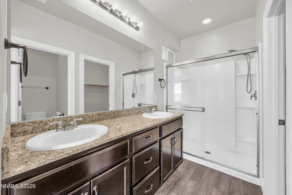 214 Red Oak Fernley NV 89408