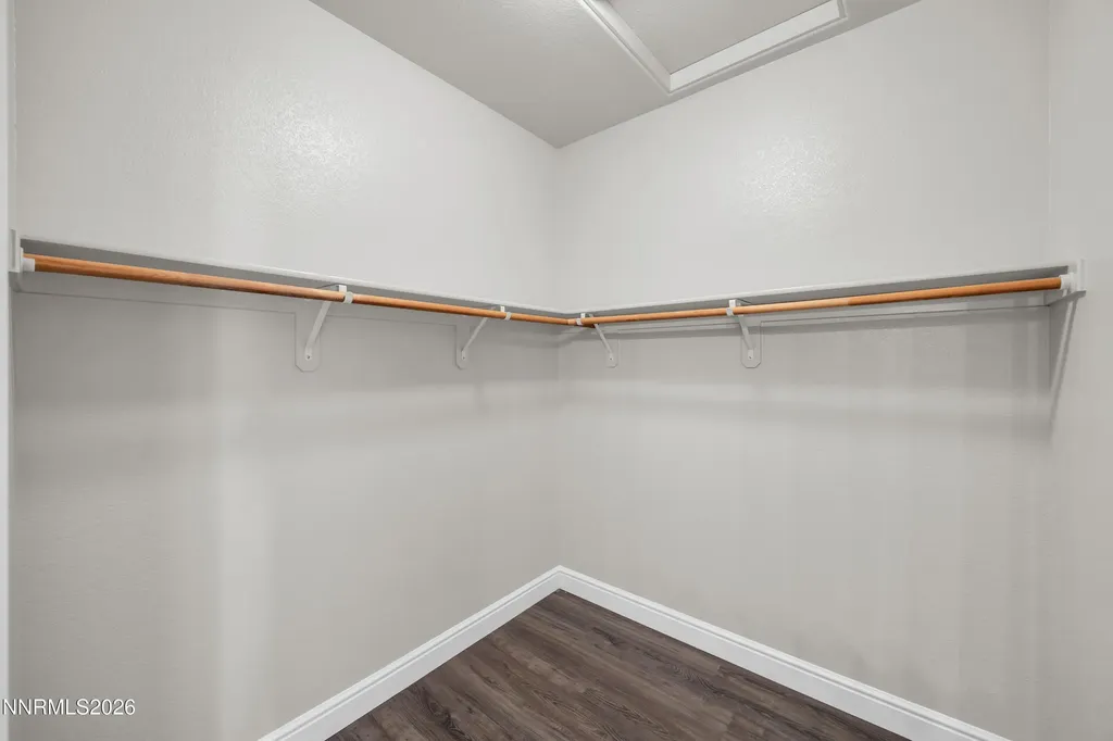 214 Red Oak Fernley NV 89408