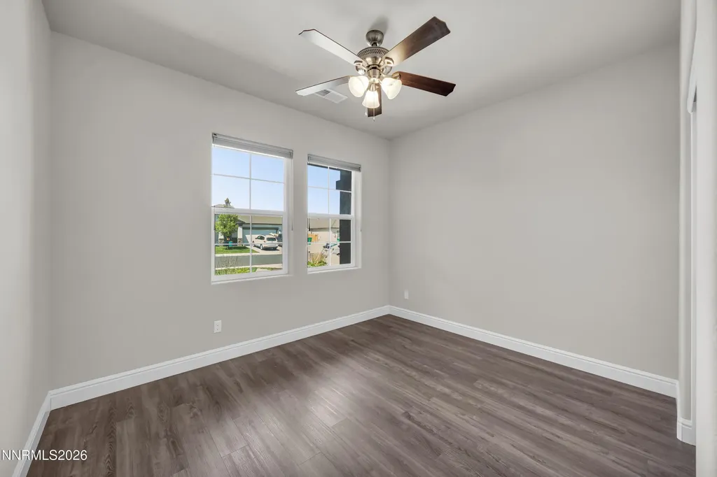 214 Red Oak Fernley NV 89408