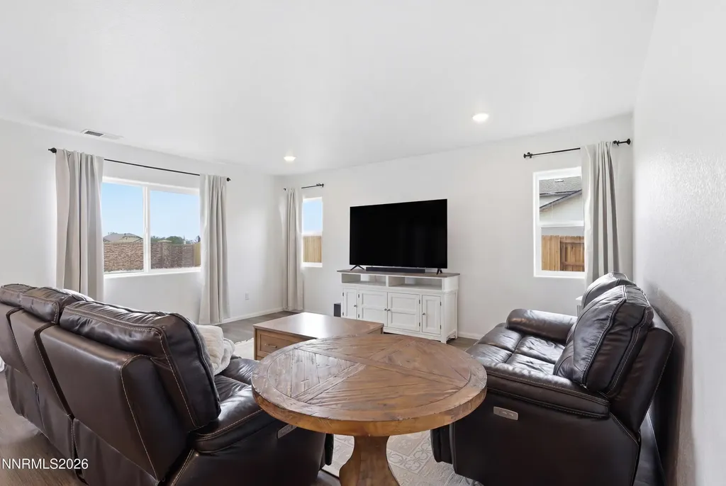 2278 Evelynn Fernley NV 89408