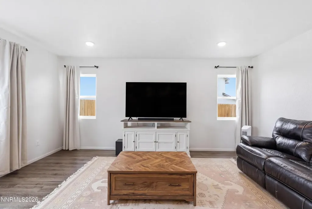 2278 Evelynn Fernley NV 89408