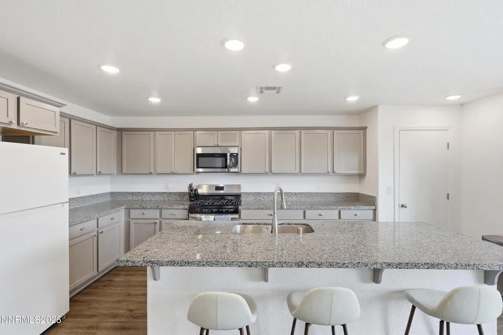 2278 Evelynn Fernley NV 89408