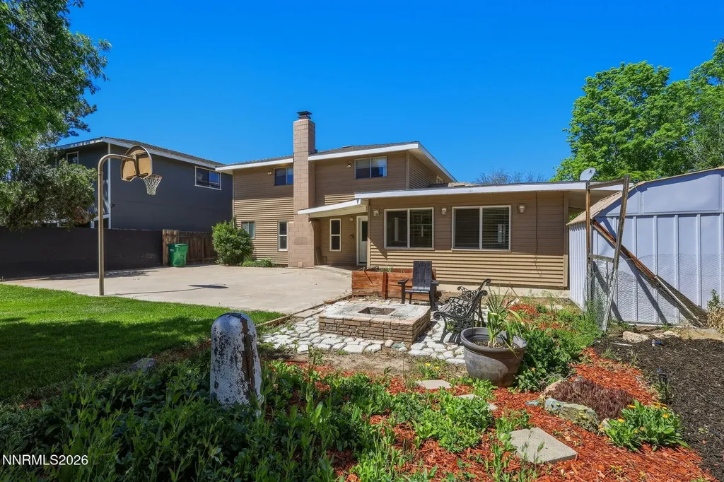 201 Simone Carson City NV 89701