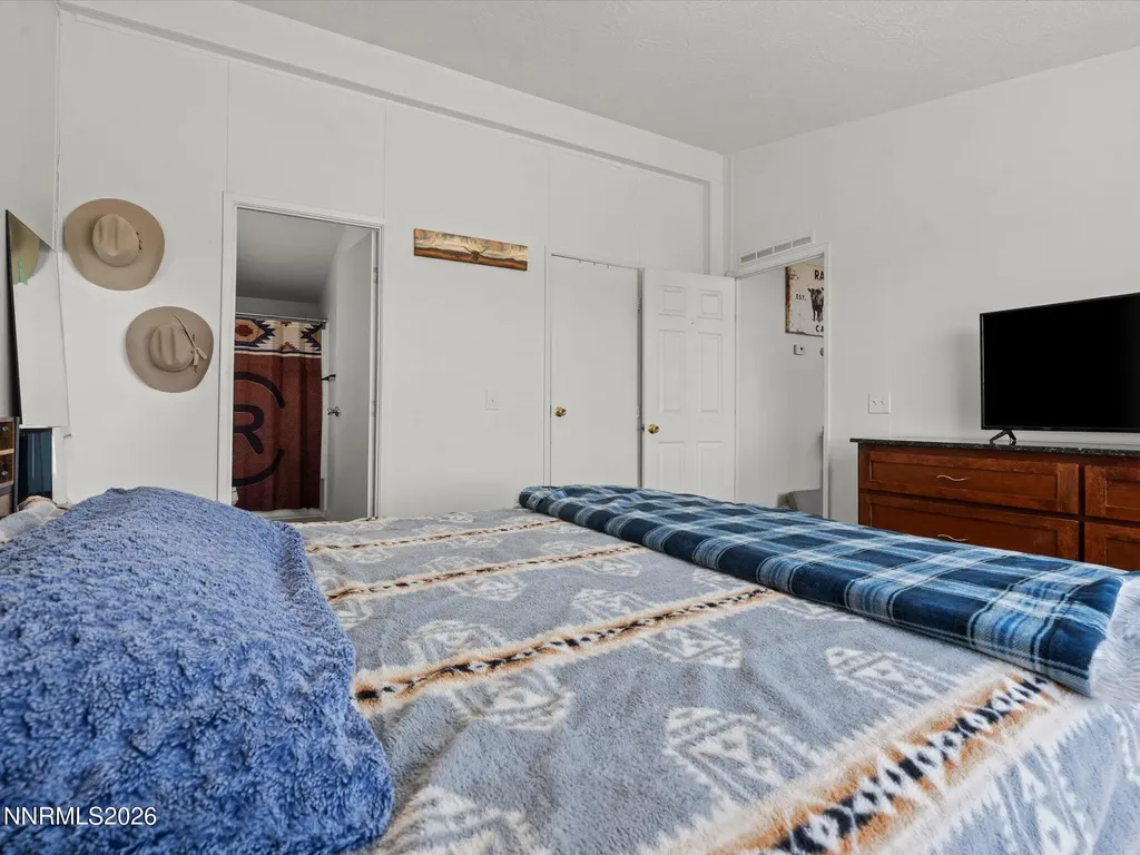 3180 Gwinn Marie Fallon NV 89406
