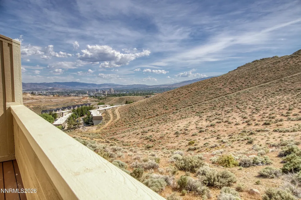 4047 Anthony James Reno NV 89503