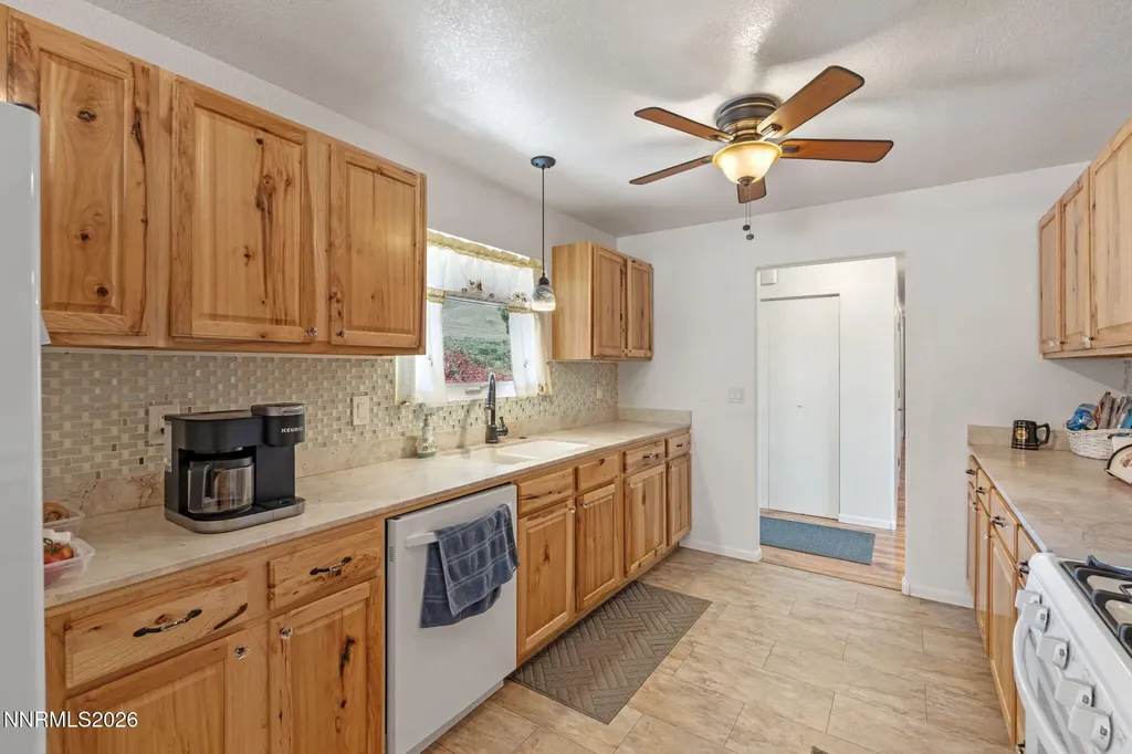8195 Blackfoot Reno NV 89506