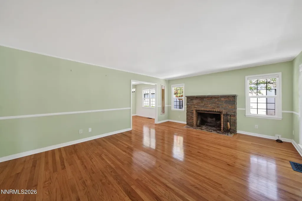 1367 Gordon Reno NV 89509