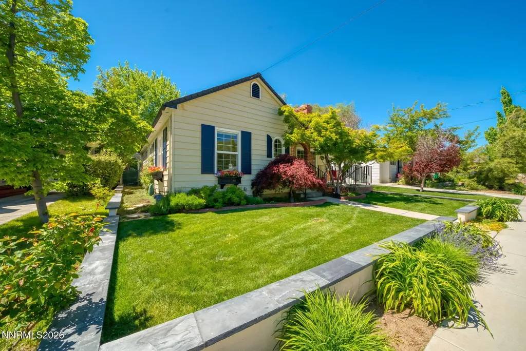 1367 Gordon Reno NV 89509