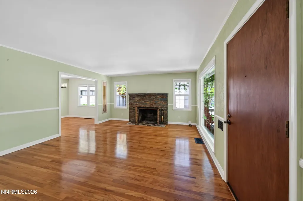 1367 Gordon Reno NV 89509