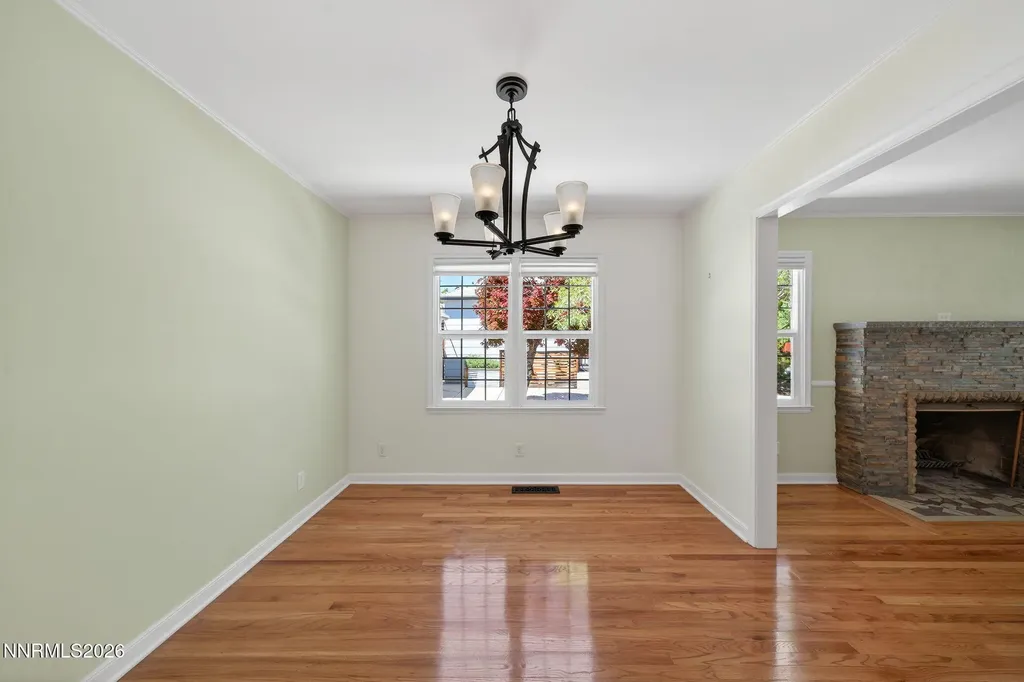 1367 Gordon Reno NV 89509
