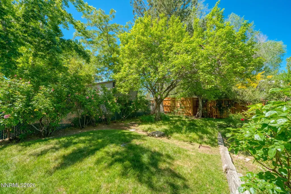 1367 Gordon Reno NV 89509