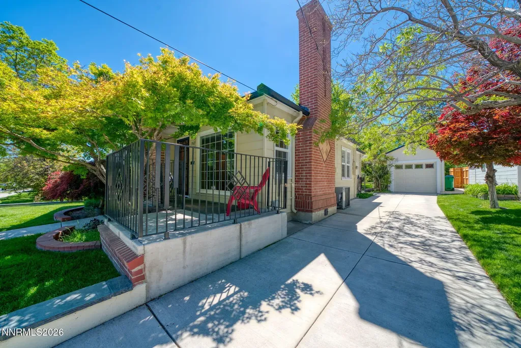 1367 Gordon Reno NV 89509