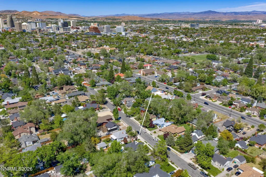 1367 Gordon Reno NV 89509