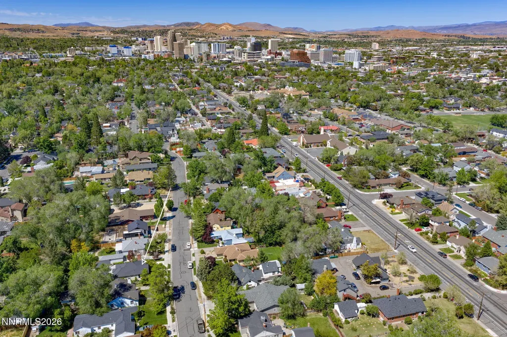 1367 Gordon Reno NV 89509