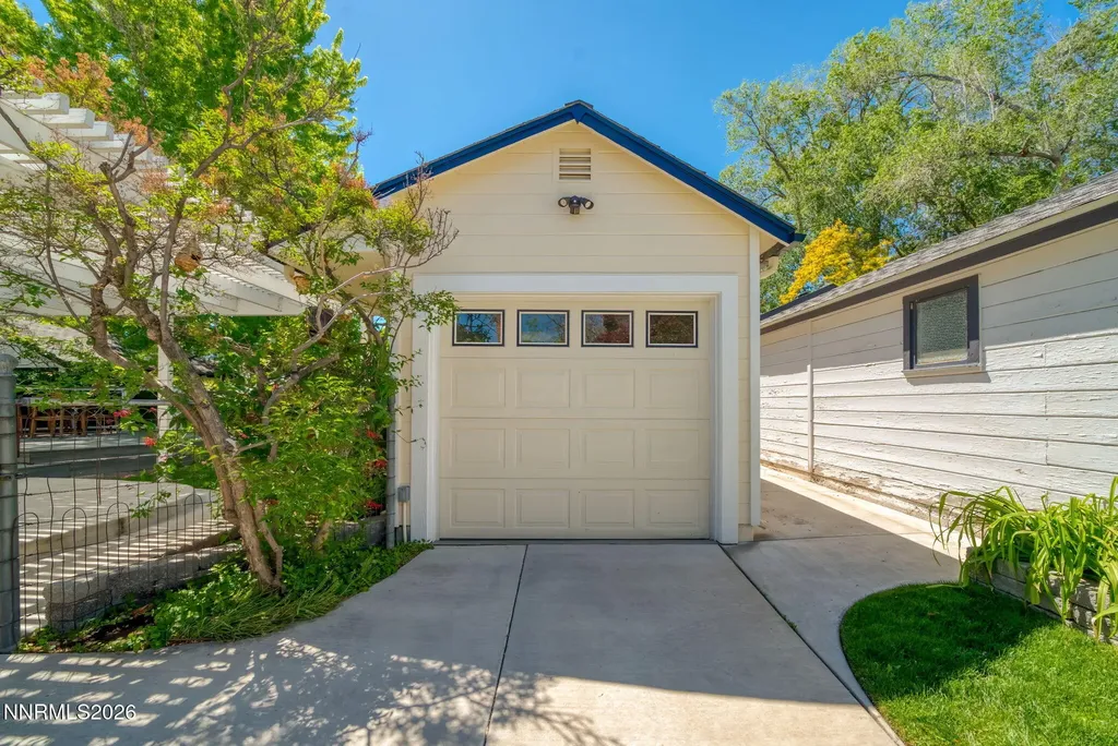 1367 Gordon Reno NV 89509