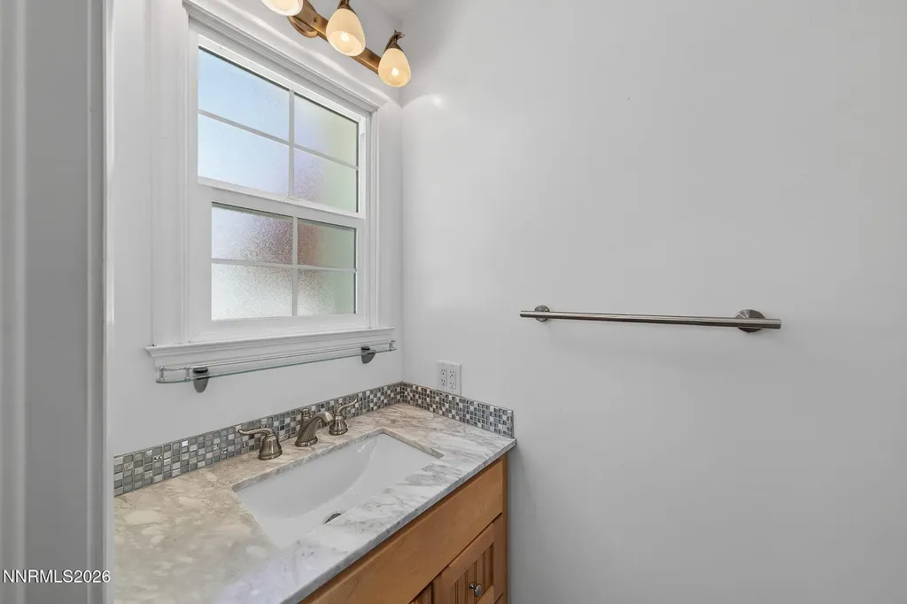 1367 Gordon Reno NV 89509