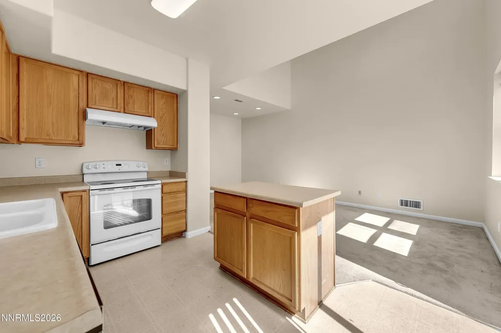 9248 Running Dog Reno NV 89506