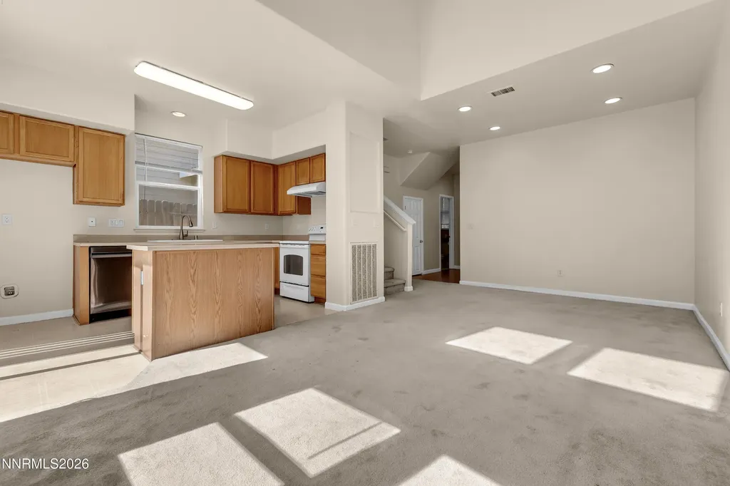 9248 Running Dog Reno NV 89506