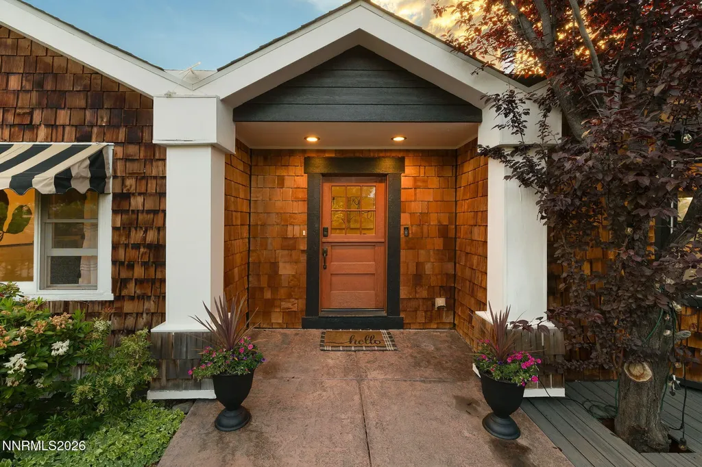 3475 Southampton Reno NV 89509