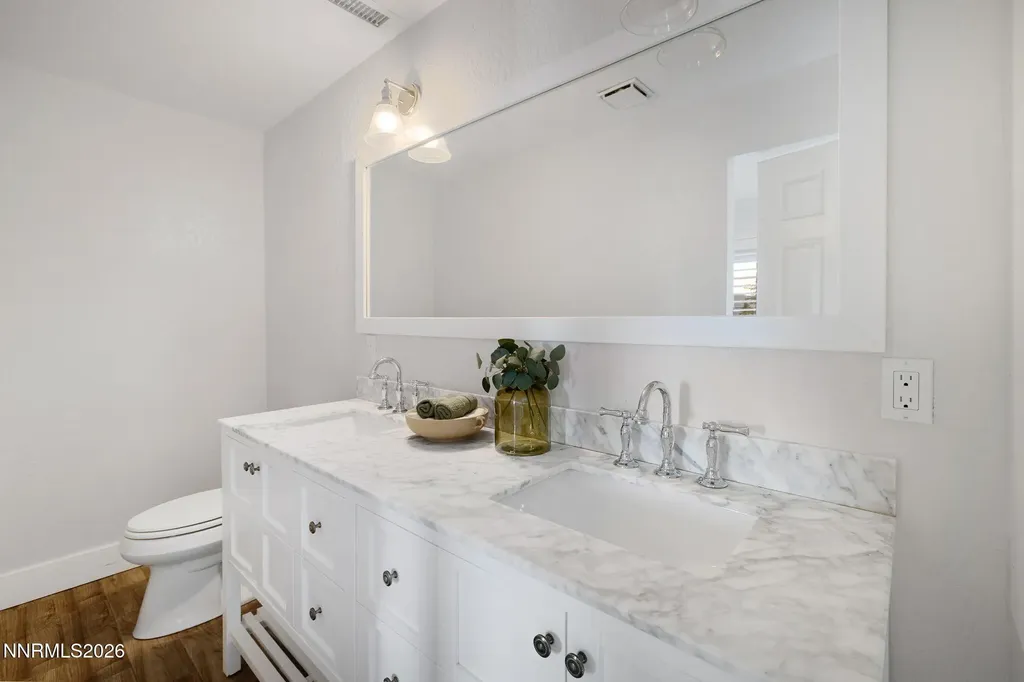 3475 Southampton Reno NV 89509