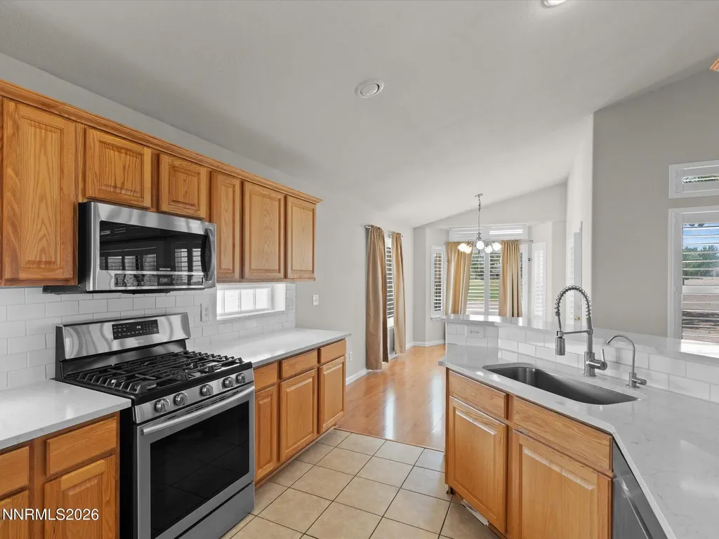 1122 Dixie Fernley NV 89408