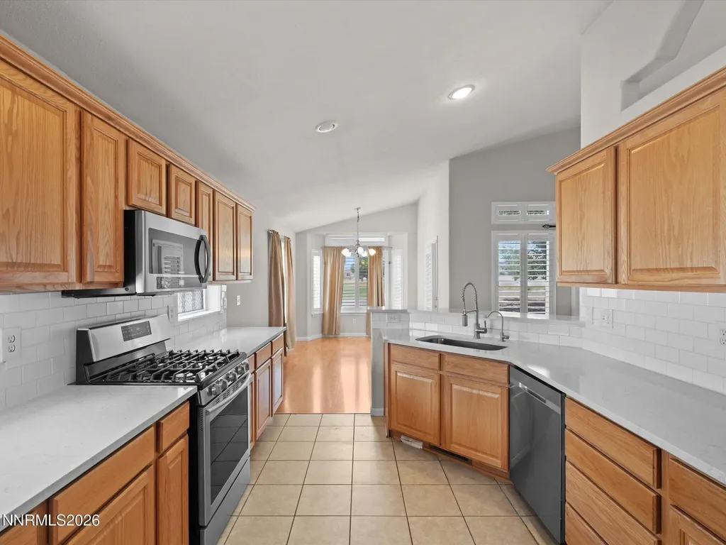 1122 Dixie Fernley NV 89408