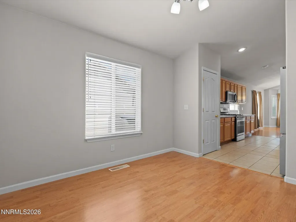 1122 Dixie Fernley NV 89408