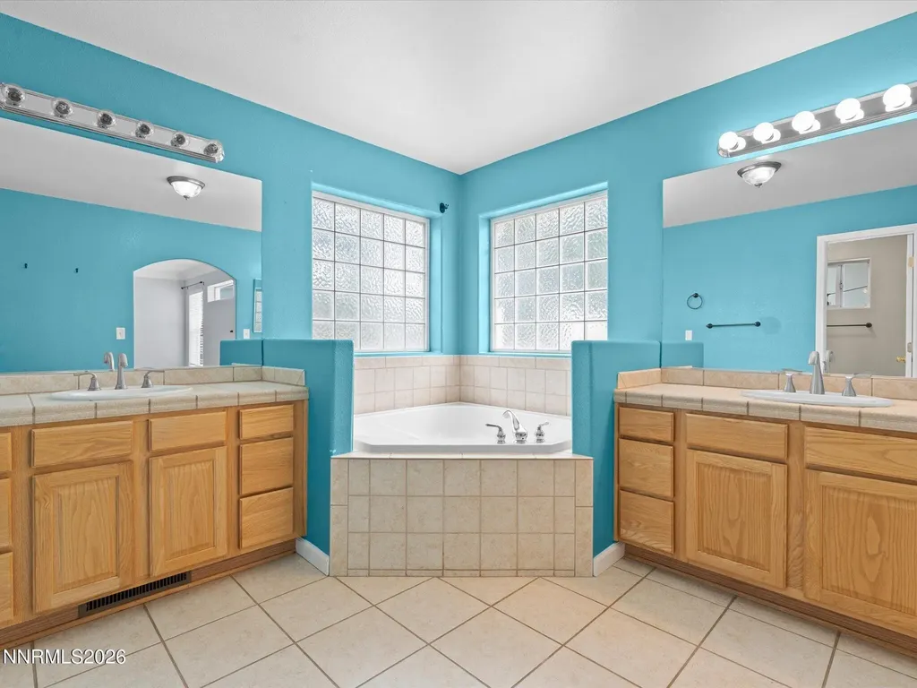 1122 Dixie Fernley NV 89408