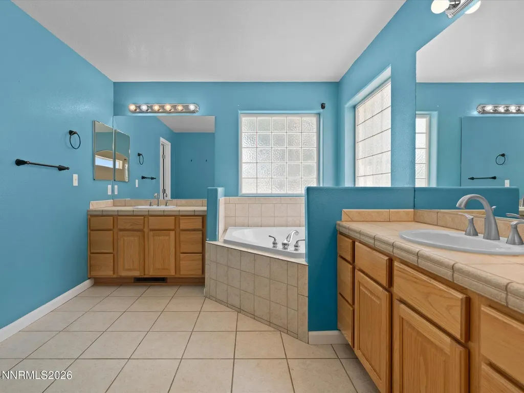 1122 Dixie Fernley NV 89408