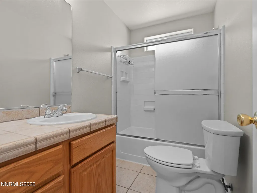 1122 Dixie Fernley NV 89408