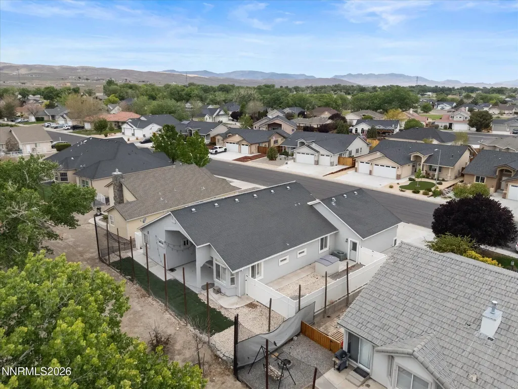 1122 Dixie Fernley NV 89408